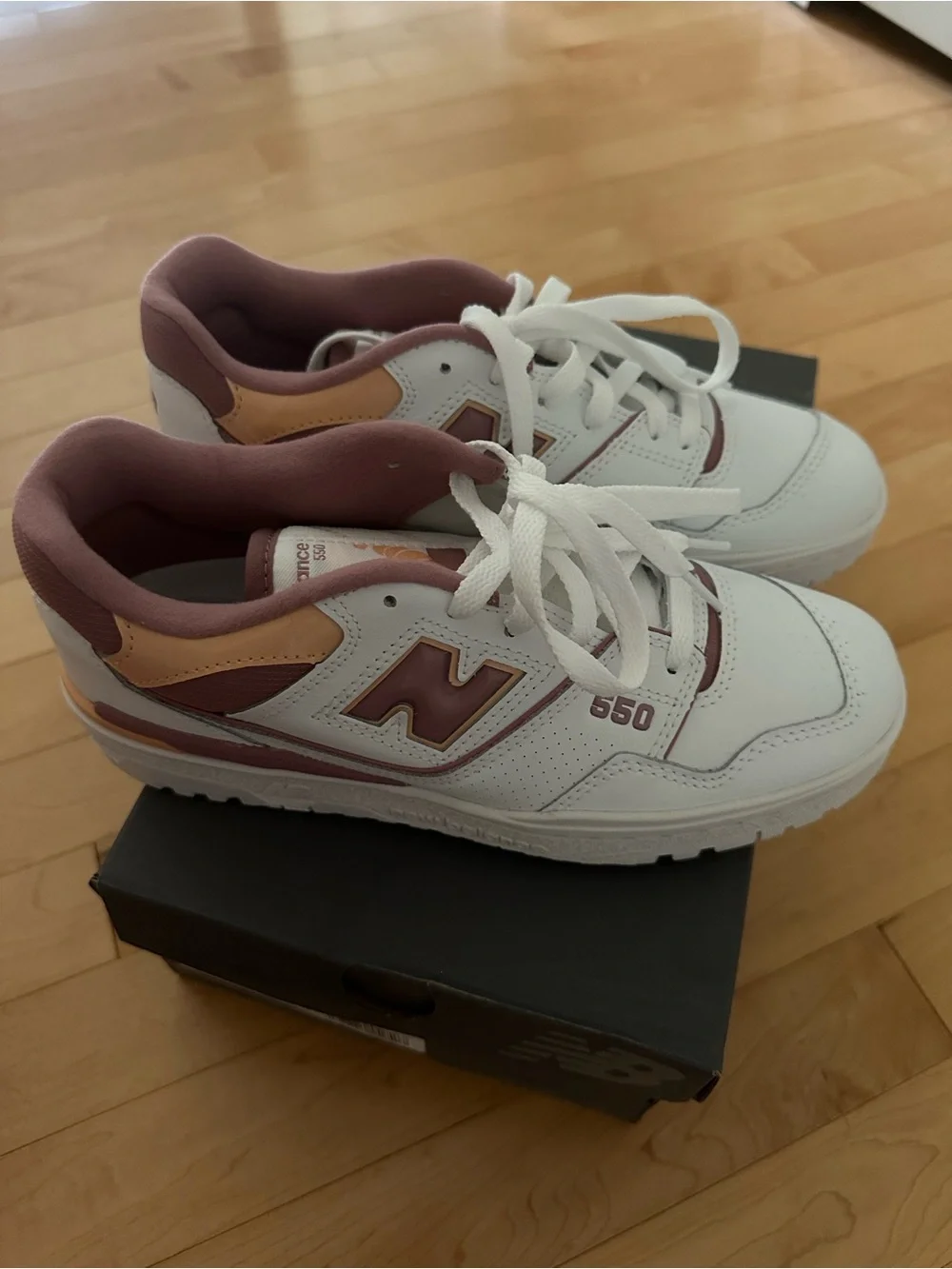 New Balance 550 Rosewood Hazy Peach